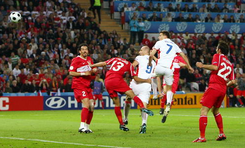 2008年欧洲杯决赛：托雷斯绝杀德国，西班牙荣耀登顶