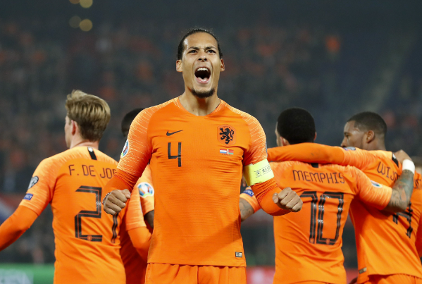 2012欧洲杯：荷兰橙衣军团的起伏与遗憾
